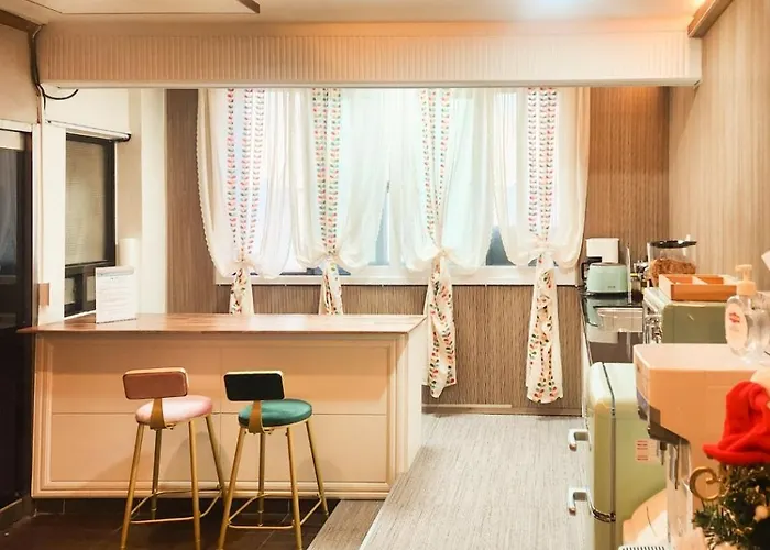 Romance Hotel