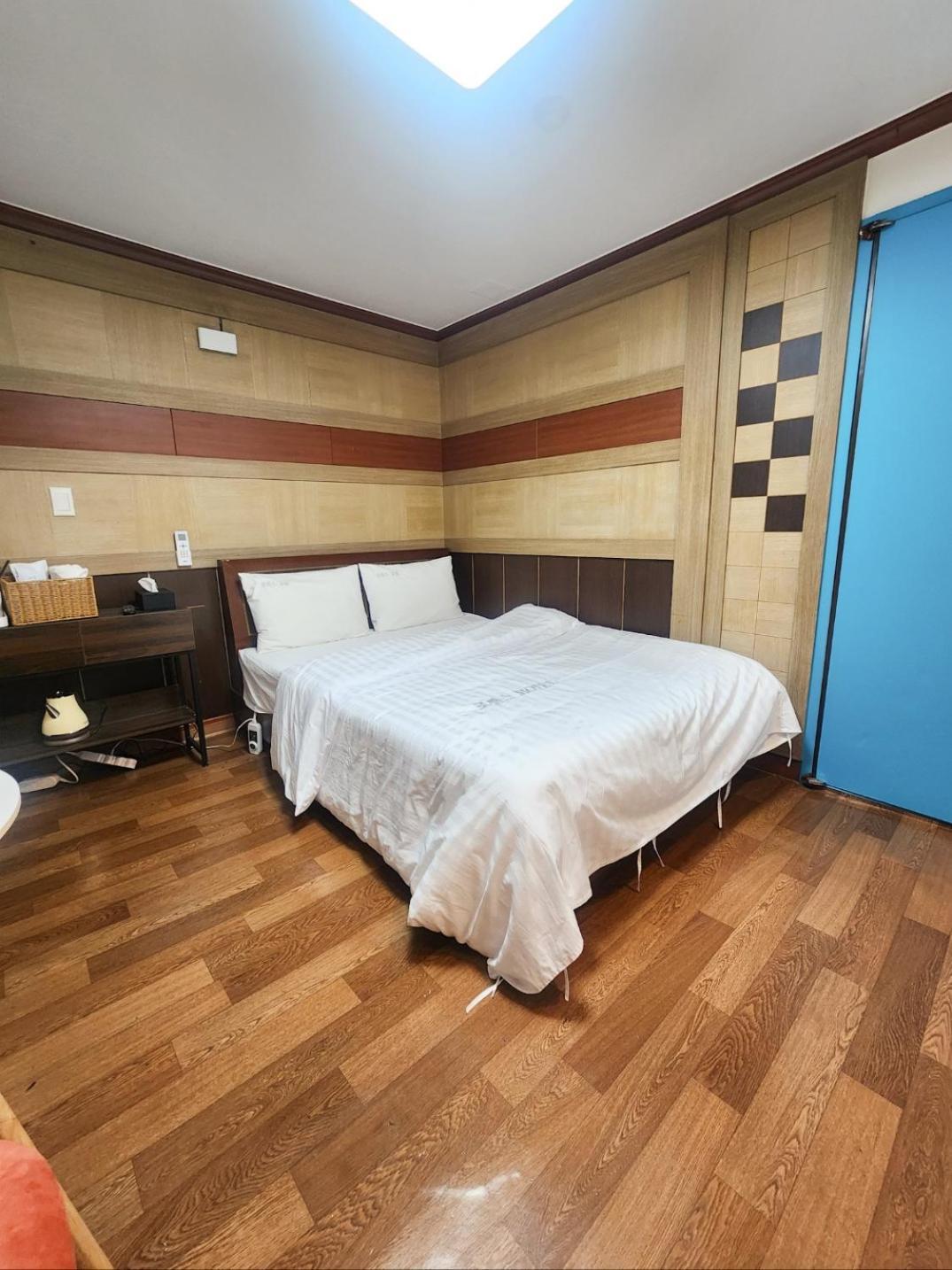 Hotel Romance Seoul