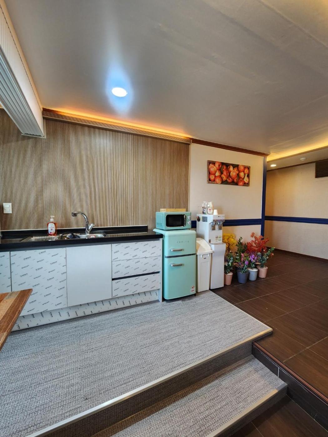 Hotel Romance Seoul