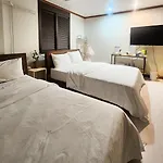 Romance Hotel
