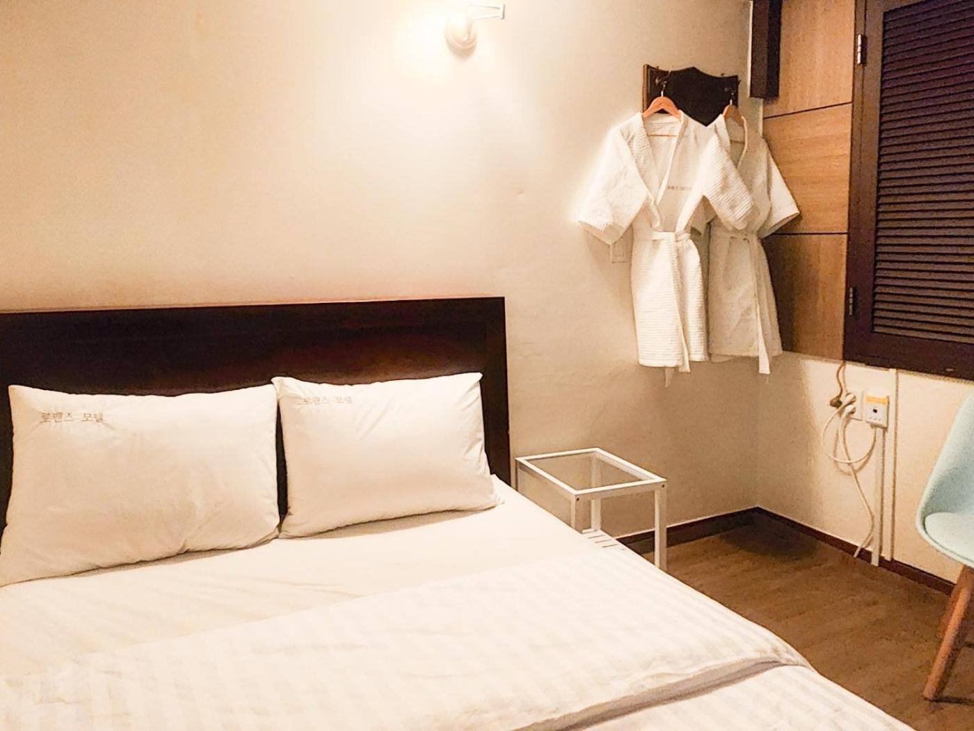 Hotel Romance